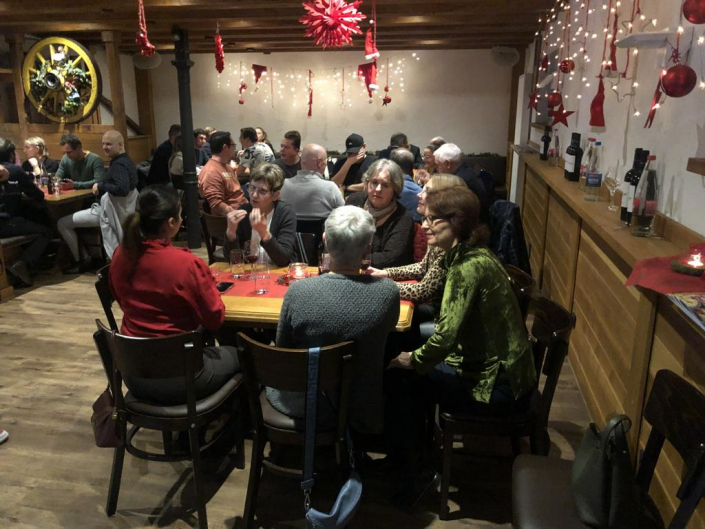 Rebholz Weihnachtsfeier 2025 – Ausklang in der Zehntscheuer Rebholz Weihnachtsfeier 2025 - Ausklang in der Zehntscheuer