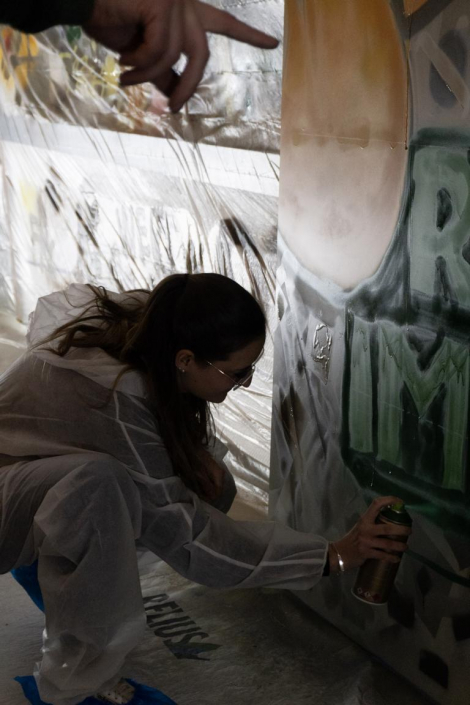 Rebholz Weihnachtsfeier 2025 – beim Sprayen, Details nacharbeiten Rebholz Weihnachtsfeier 2025 - beim Sprayen, Details nacharbeiten