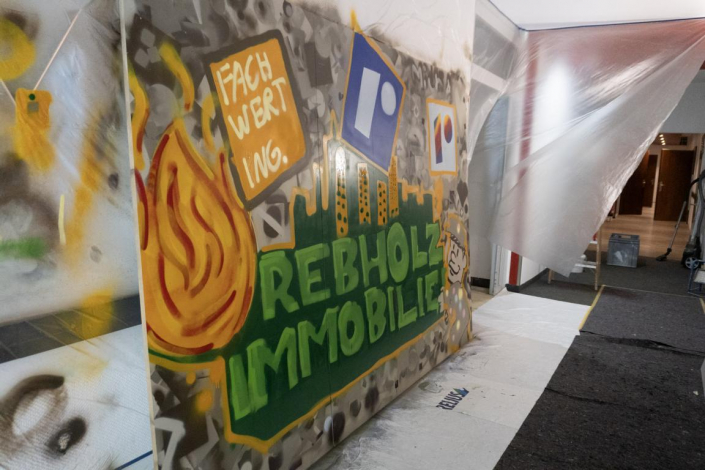 Rebholz Weihnachtsfeier 2025 – Unser Graffiti Kunstwerk Rebholz Weihnachtsfeier 2025 - Unser Graffiti Kunstwerk